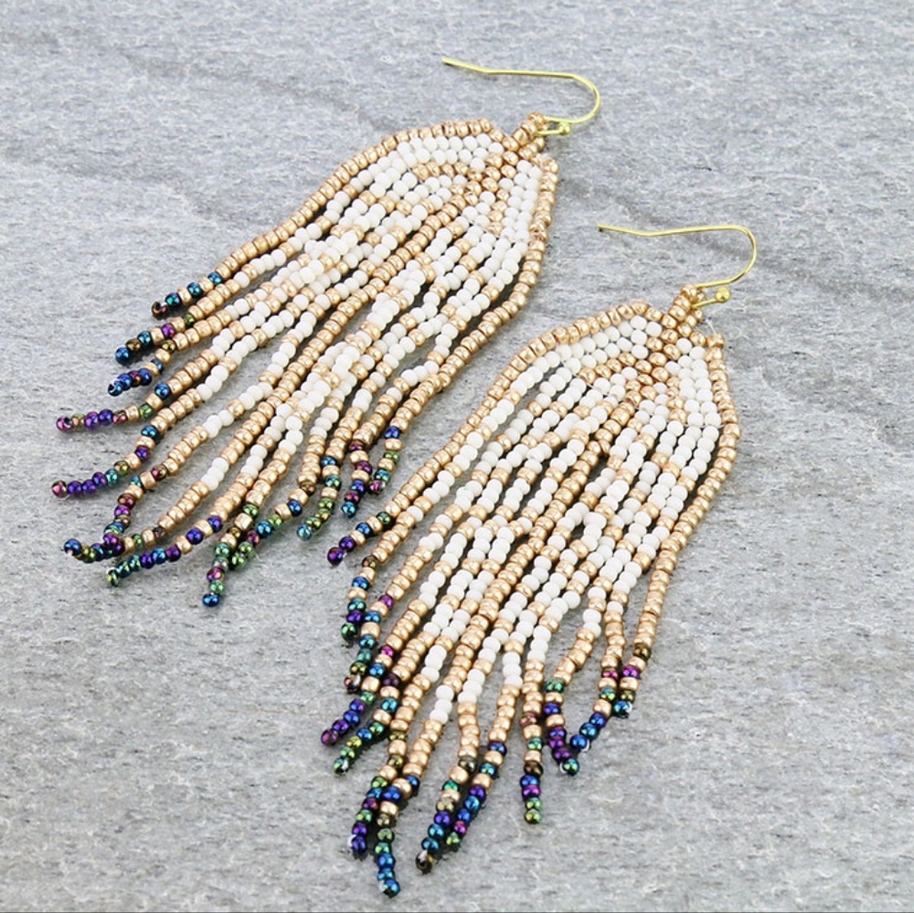 NWT Gold Elegant Boho Western Beaded Fringe Earrings